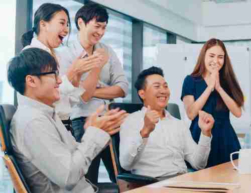 在至成国际学习、、成长茁壮